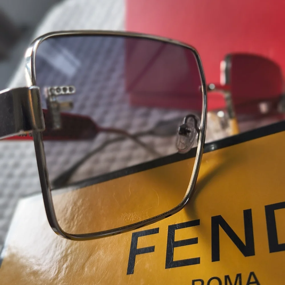 Full Inclusion! FENDI FIRST Crystal FF Sunglasses - Picture 3 of 6